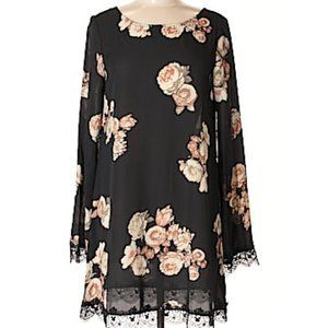Floral lace trim bell sleeve dress 70s inspired
